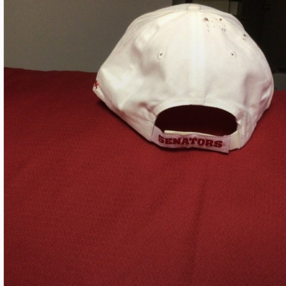 NHL OTTAWA Senators ball cap - Picture 2 of 4